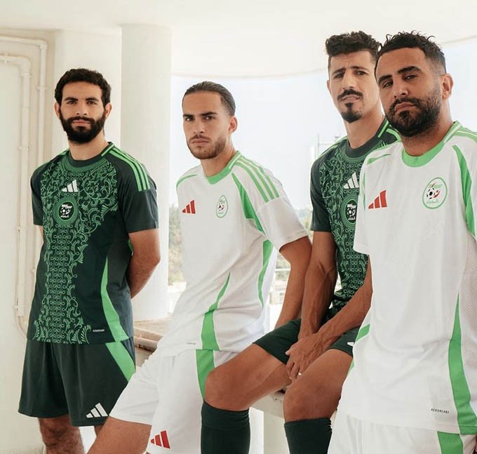 نماد تیم ملی فوتبال الجزایر نماد تیم ملی فوتبال الجزایر