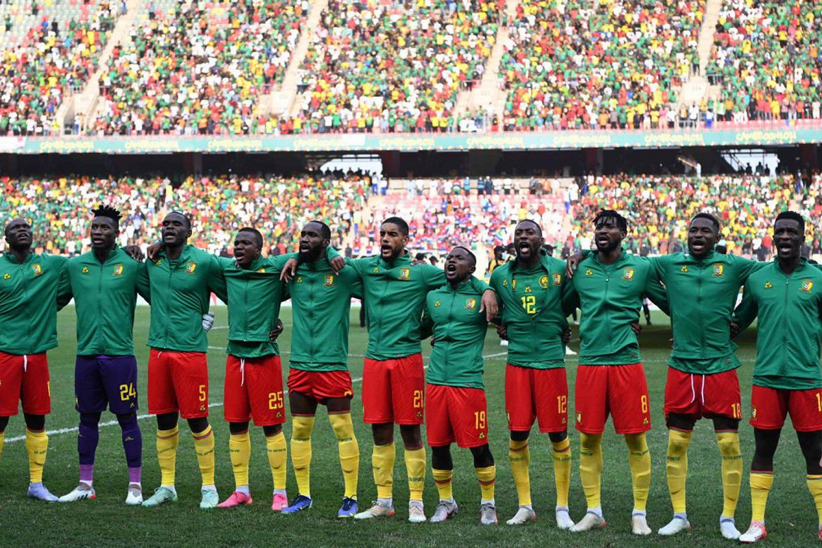 پرچم و رنگها تیم ملی فوتبال کامرون پرچم و رنگها تیم ملی فوتبال کامرون